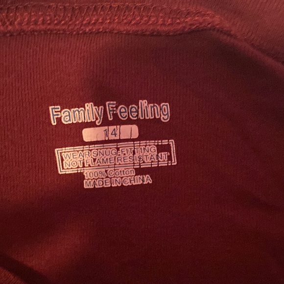 Maroon long sleeve shirt with cat face - Picture 2 of 2